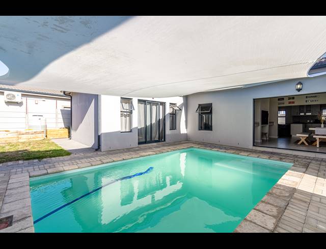 4 BEDROOM FREESTANDING FOR SALE IN PARKLANDS NORTH